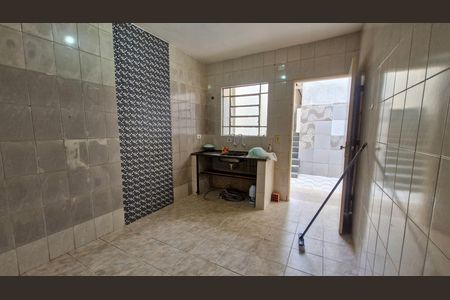 Casa à venda com 250m², 5 quartos e 2 vagasCasa 2 - Sala/cozinha