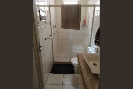 Casa à venda com 200m², 5 quartos e 3 vagasBanheiro 1 Casa 2