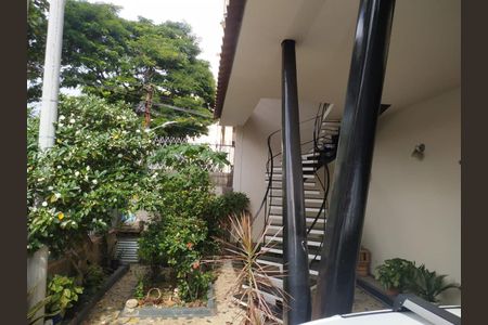 Casa à venda com 200m², 5 quartos e 3 vagasÁrea comum