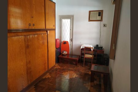Casa à venda com 200m², 5 quartos e 3 vagasQuarto 2 Casa 2