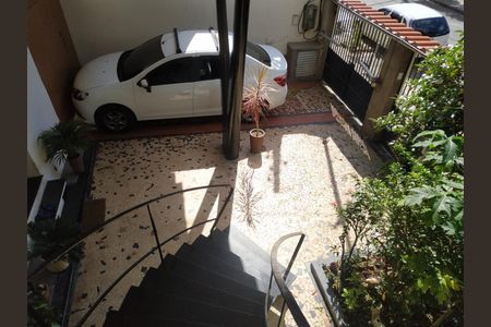 Casa à venda com 200m², 5 quartos e 3 vagasÁrea comum