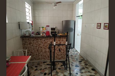 Casa à venda com 200m², 5 quartos e 3 vagasCozinha Casa 2