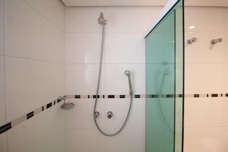 Apartamento para alugar com 168m², 3 quartos e 2 vagas Apartamento para alugar com 168m², 3 quartos e 2 vagasBanheiro Social