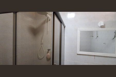 Apartamento à venda com 74m², 2 quartos e 1 vaga Apartamento à venda com 74m², 2 quartos e 1 vagaBanheiro Social