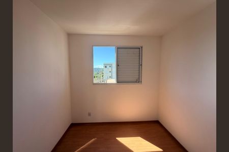 Apartamento para alugar com 43m², 3 quartos e 1 vagaQuarto