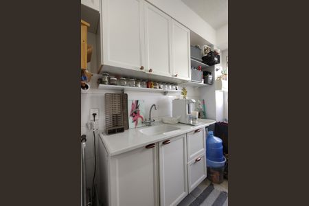 Apartamento para alugar com 49m², 2 quartos e 1 vagaCozinha 