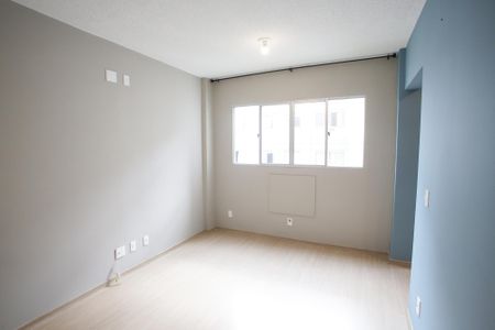 Sala de apartamento para alugar com 2 quartos, 48m² em Jacarepaguá, Rio de Janeiro