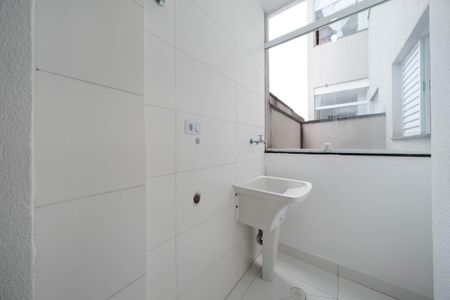 Sala/Cozinha de apartamento para alugar com 2 quartos, 40m² em Jardim Nordeste, São Paulo