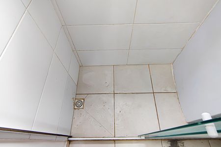 Apartamento à venda com 49m², 2 quartos e 1 vagaBanheiro Social