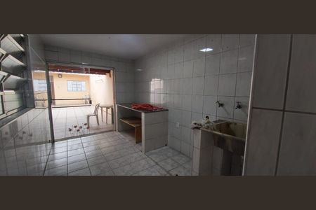 Foto 13 de casa à venda com 3 quartos, 170m² em Chácara Mafalda, São Paulo