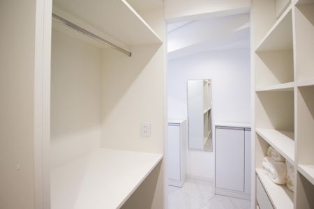 Apartamento para alugar com 130m², 2 quartos e 1 vagaCloset da suíte 1