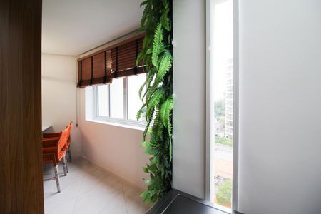 Apartamento para alugar com 130m², 2 quartos e 1 vagaÁrea de Serviço