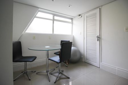 Apartamento para alugar com 130m², 2 quartos e 1 vagaÁrea comum