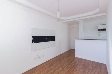 Sala de apartamento para alugar com 2 quartos, 45m² em Jaraguá, São Paulo