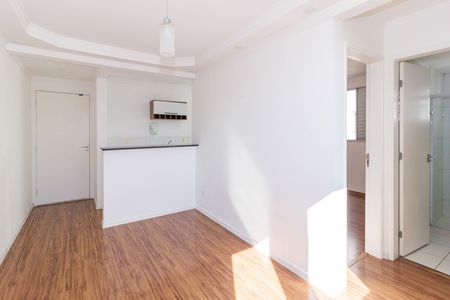 Sala de apartamento para alugar com 2 quartos, 45m² em Jaraguá, São Paulo
