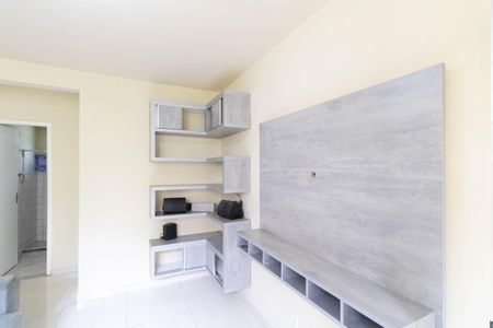 Sala de apartamento para alugar com 2 quartos, 45m² em Campo Grande, Rio de Janeiro