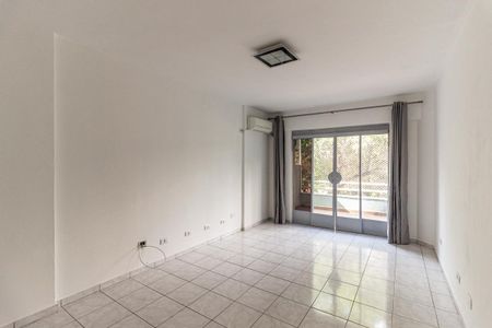 Studio à venda com 55m², 1 quarto e sem vaga Studio à venda com 55m², 1 quarto e sem vagaStudio