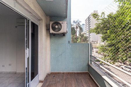 Studio à venda com 55m², 1 quarto e sem vaga Studio à venda com 55m², 1 quarto e sem vagaVaranda do Studio
