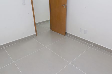 Apartamento para alugar com 42m², 2 quartos e 1 vagaQuarto 2