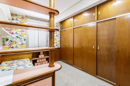 Quarto 2 de apartamento para alugar com 3 quartos, 148m² em Itaim Bibi, São Paulo