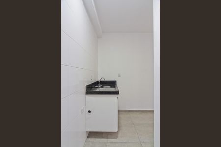 Cozinha de apartamento para alugar com 2 quartos, 35m² em Vila Isolina Mazzei, São Paulo