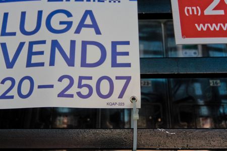 Placa de apartamento para alugar com 2 quartos, 35m² em Vila Isolina Mazzei, São Paulo