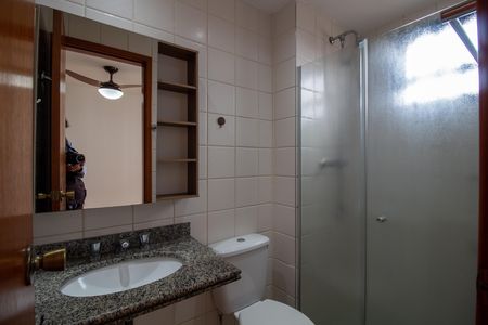Apartamento para alugar com 70m², 3 quartos e 2 vagasBanheiro da Suíte