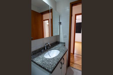 Apartamento para alugar com 70m², 3 quartos e 2 vagasBanheiro