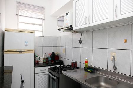 Cozinha de apartamento à venda com 1 quarto, 35m² em Farroupilha, Porto Alegre