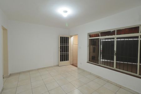 Casa à venda com 125m², 2 quartos e 2 vagasSala