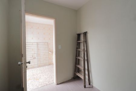 Casa à venda com 125m², 2 quartos e 2 vagasQuarto de Serviço