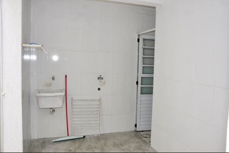 Casa para alugar com 221m², 3 quartos e 4 vagas Casa para alugar com 221m², 3 quartos e 4 vagasÁrea de Serviço