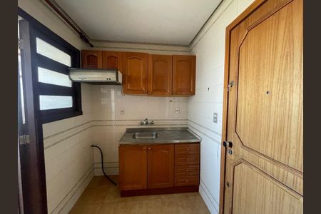 Apartamento à venda com 79m², 2 quartos e sem vaga Apartamento à venda com 79m², 2 quartos e sem vagaCozinha