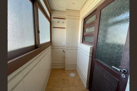 Apartamento à venda com 79m², 2 quartos e sem vaga Apartamento à venda com 79m², 2 quartos e sem vagaÁrea de Serviço