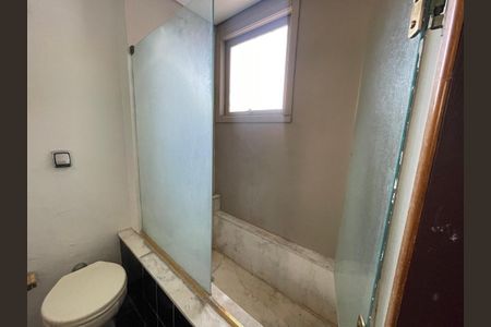 Apartamento à venda com 79m², 2 quartos e sem vaga Apartamento à venda com 79m², 2 quartos e sem vagaBanheiro Social