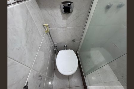 Apartamento à venda com 60m², 2 quartos e 1 vagaSuíte - Banheiro