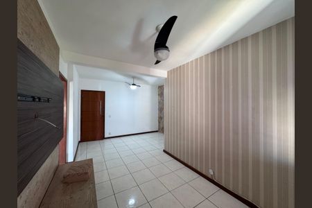 Sala de apartamento para alugar com 2 quartos, 60m² em Barra da Tijuca, Rio de Janeiro