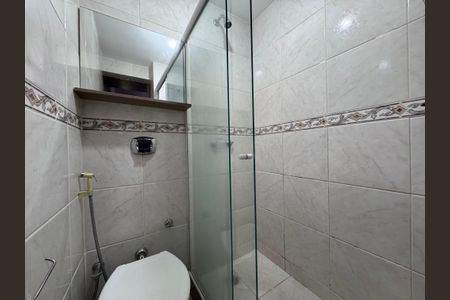 Apartamento à venda com 60m², 2 quartos e 1 vagaSuíte - Banheiro