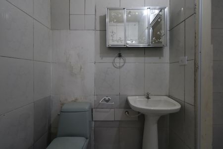 Banheiro de casa à venda com 1 quarto, 51m² em Centro, Diadema