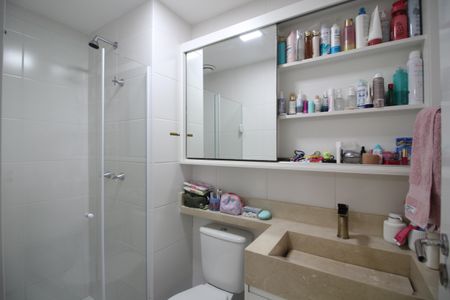 Apartamento à venda com 81m², 2 quartos e 1 vagaBanheiro da Suíte