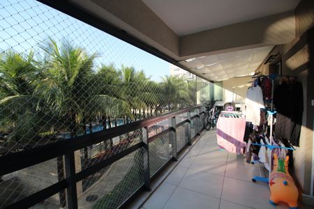 Apartamento à venda com 81m², 2 quartos e 1 vagaVaranda