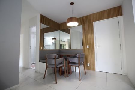 Apartamento à venda com 81m², 2 quartos e 1 vagaSala