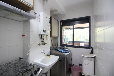 Apartamento à venda com 81m², 2 quartos e 1 vagaÁrea de Serviço