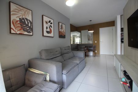 Apartamento à venda com 81m², 2 quartos e 1 vagaSala