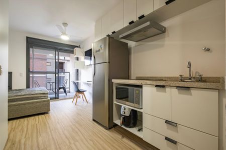 Studio de kitnet/studio para alugar com 1 quarto, 26m² em Pinheiros, São Paulo