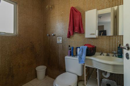 Apartamento à venda com 75m², 2 quartos e 2 vagasBanheiro da Suíte