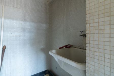 Apartamento à venda com 75m², 2 quartos e 2 vagasÁrea de Serviço