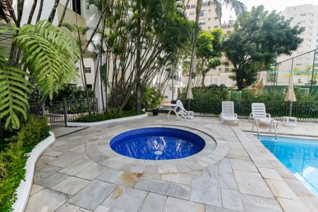 Apartamento à venda com 80m², 3 quartos e 2 vagasÁrea comum - Piscina