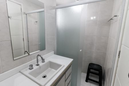 Apartamento à venda com 80m², 3 quartos e 2 vagasBanheiro social