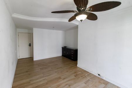 Apartamento à venda com 80m², 3 quartos e 2 vagasSala